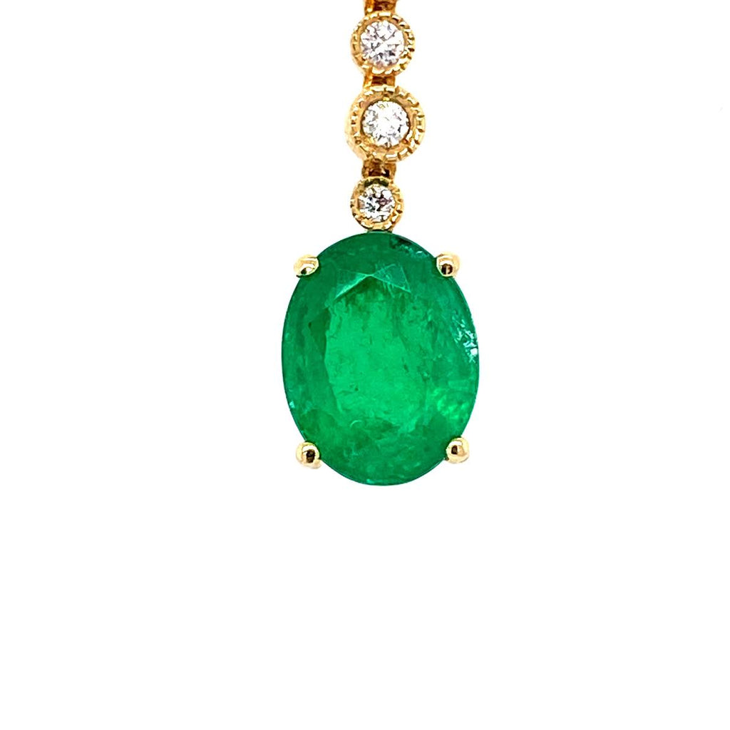 14K Bezel Drop Necklace With Oval Emerald Pendant Close Up